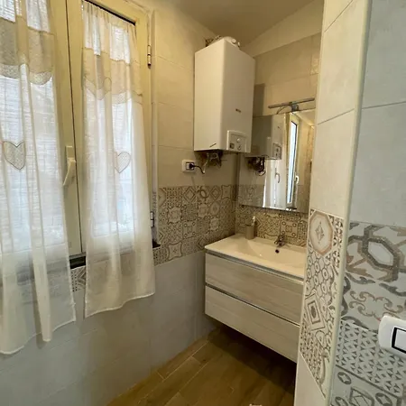 Beatrice Apartment